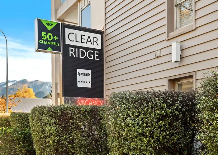 Clear Ridge Apartments