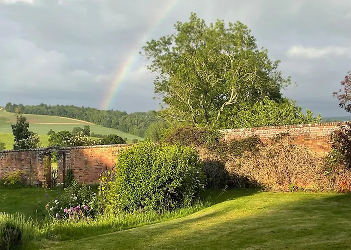 Littlebridge House