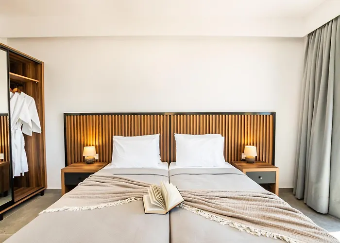 Apolis Beachscape Hotel Amoopi