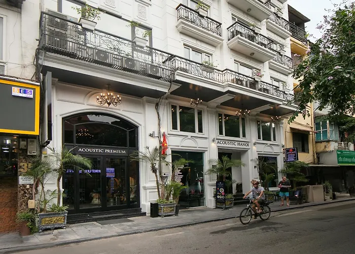 Acoustic Hotel & Spa