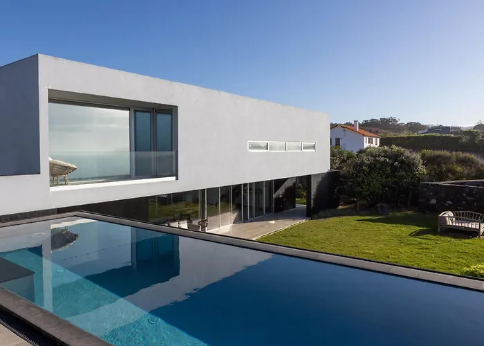 White Exclusive Suites & Villas