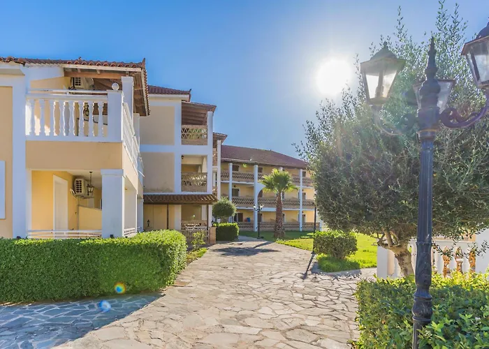 Elpida Hotel