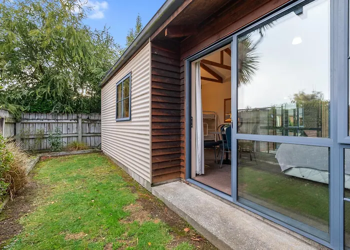 Tasman Holiday Parks - Te Anau