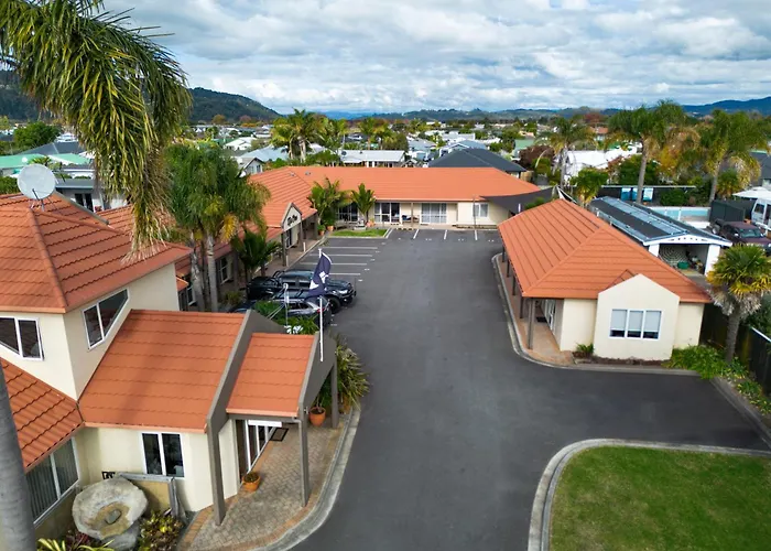 Pacific Coast Motor Lodge
