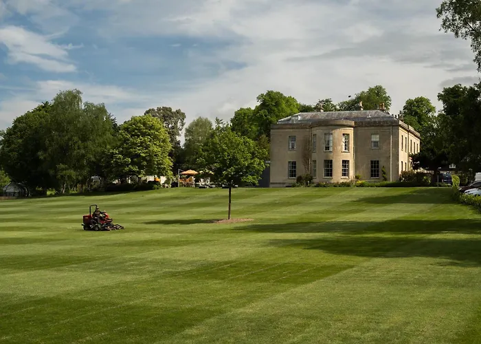 Bishopstrow Hotel And Spa - Small Luxury Hotels Of The World