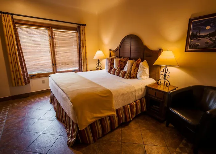 Los Arboles Hotel