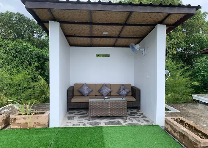 Jenggala Hill Hotel Nusa Lembongan 