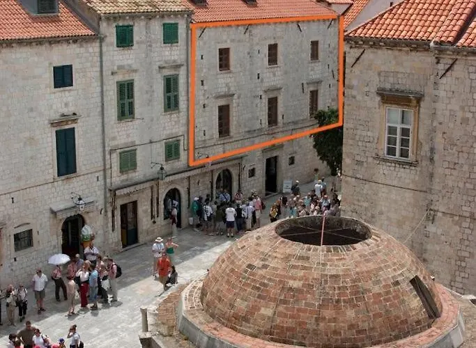 Klarisa Palace Rooms