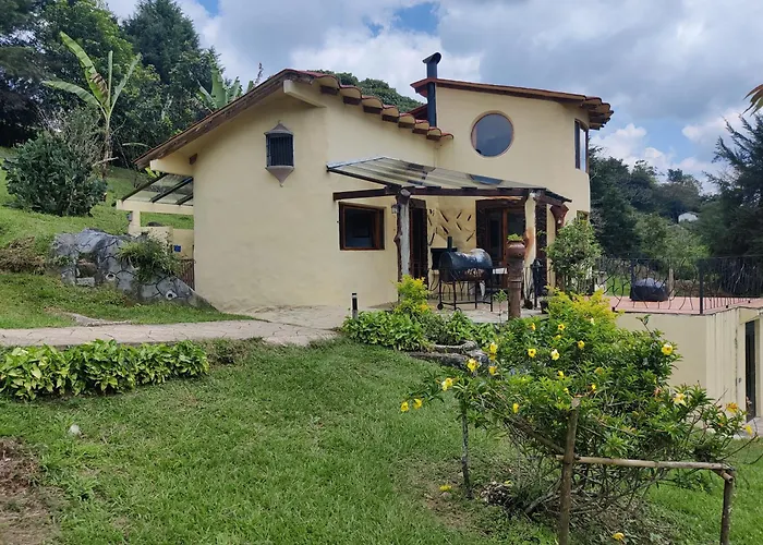 Casa de campo vacacional Tres Soles en finca de 9 hectáreas en Xico