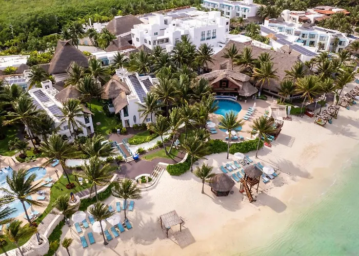 Margaritaville Island Reserve Riviera Cancún - A Karisma All-Inclusive Experience for All