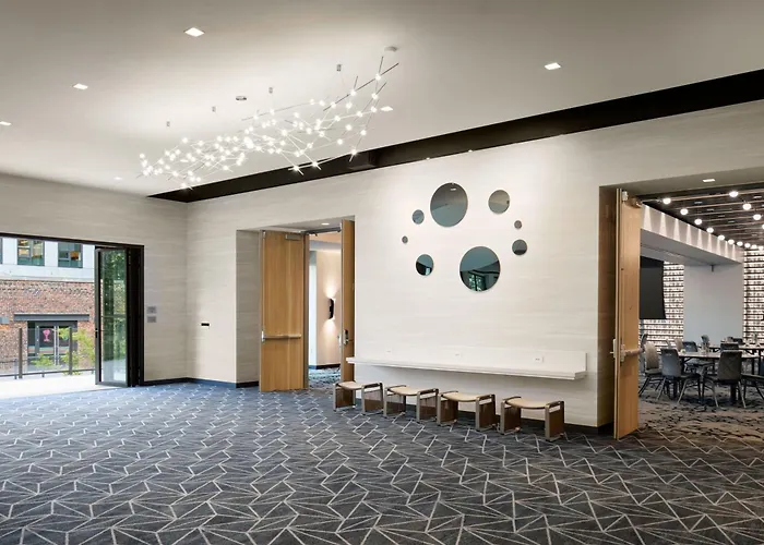 Astra Hotel, Seattle, A Tribute Portfolio Hotel By Marriott