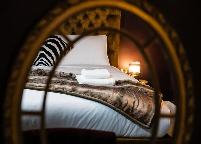 Foxlow Grange By Muse Escapes - Whole House 15 Bed Buxton 