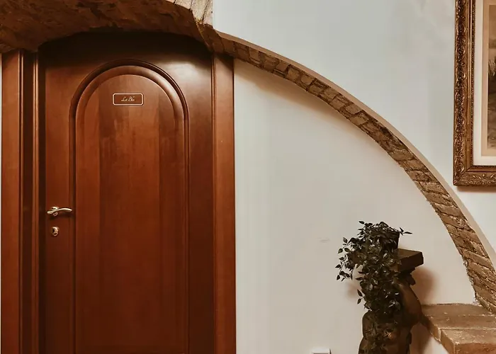 Residenza Tritone Luxury Guest House Trevi Fountain