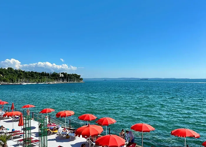 Hotel Riviera & Maximilian'S Trieste