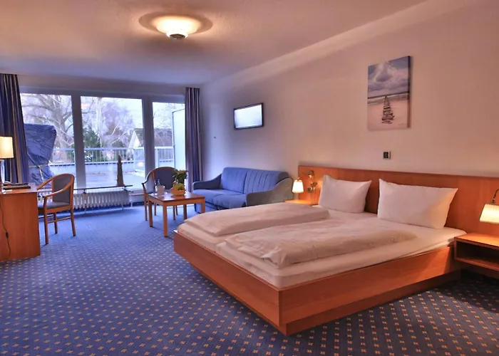 ACQUA Strande Yachthotel&Restaurant