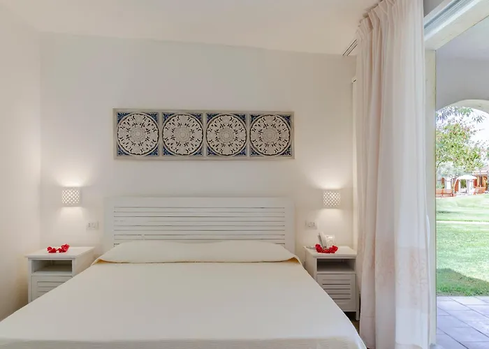 Hotel Porto Pino Club