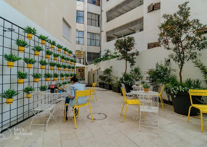 Dizengoff Square Boutique Aparthotel - by Bar Apartments