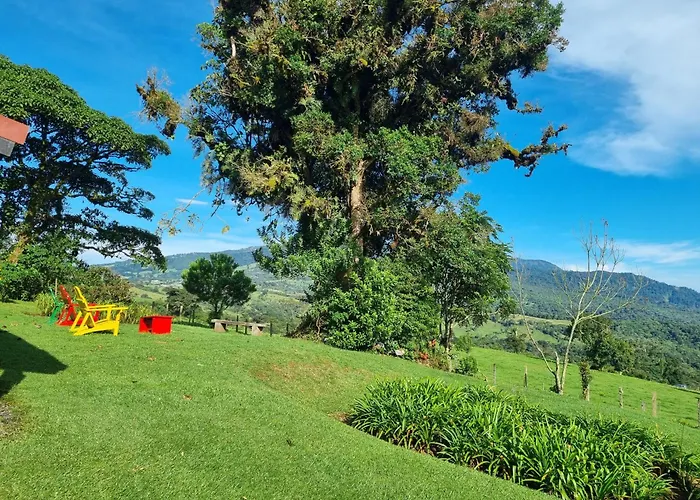 Poas Volcano Lodge Vara Blanca 