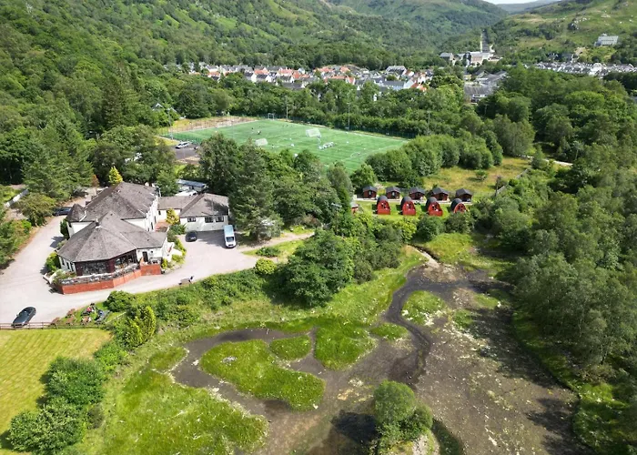 Macdonald Hotel & Cabins