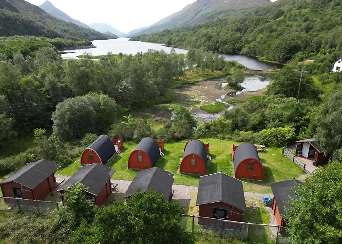 Macdonald Hotel & Cabins