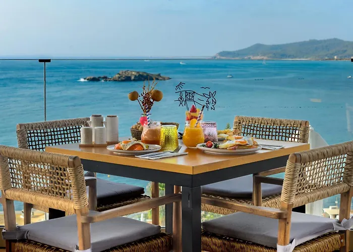 Hotel Cenit & Apts Sol Y Viento Ibiza-stad
