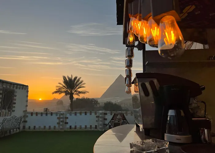 Golden Scarab Pyramids Hotel Kafret el-Gabal