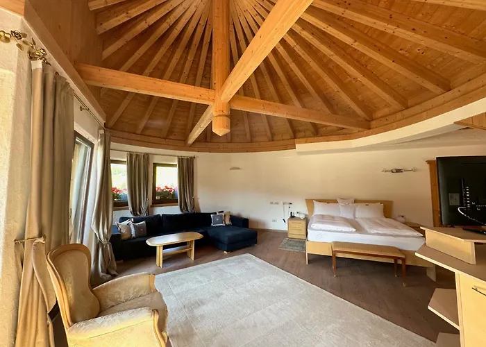 Hotel Table