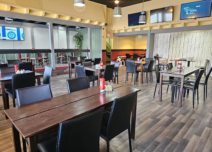 Travelodge By Wyndham Prince Albert