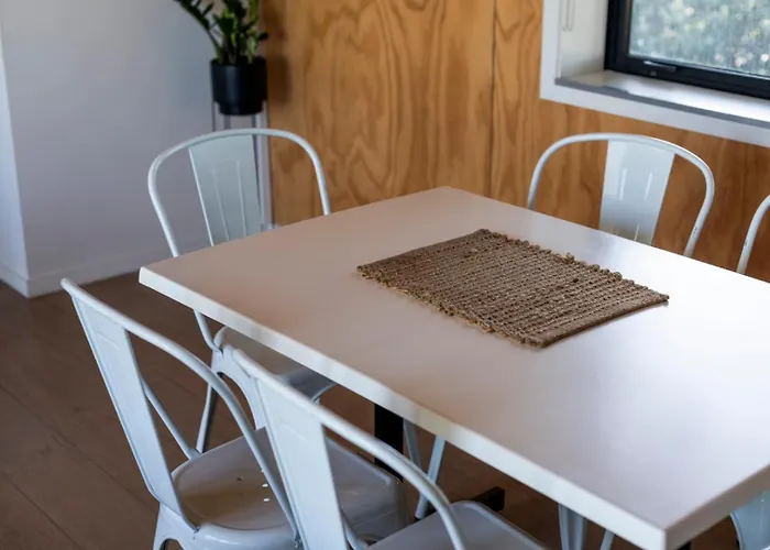 Waikanae Beach Ocean View Apartments