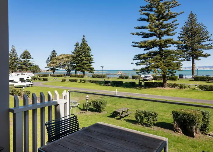 Waikanae Beach Ocean View Apartments Gisborne