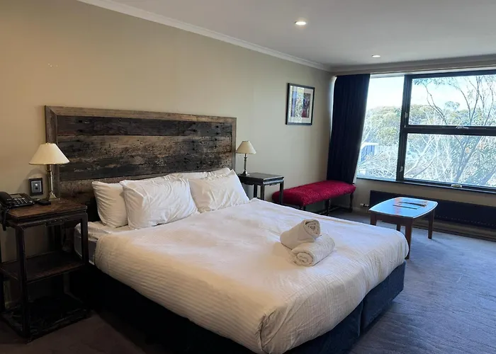 Mt Buller Chalet & Suites