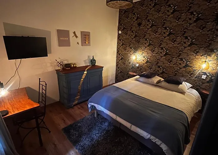 Une Ferme En Ville Chambres D'Hotes Et Table D'Hotes