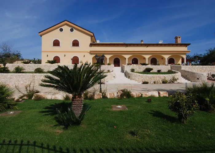 Villa Giulia - Sicilian Luxury Garden