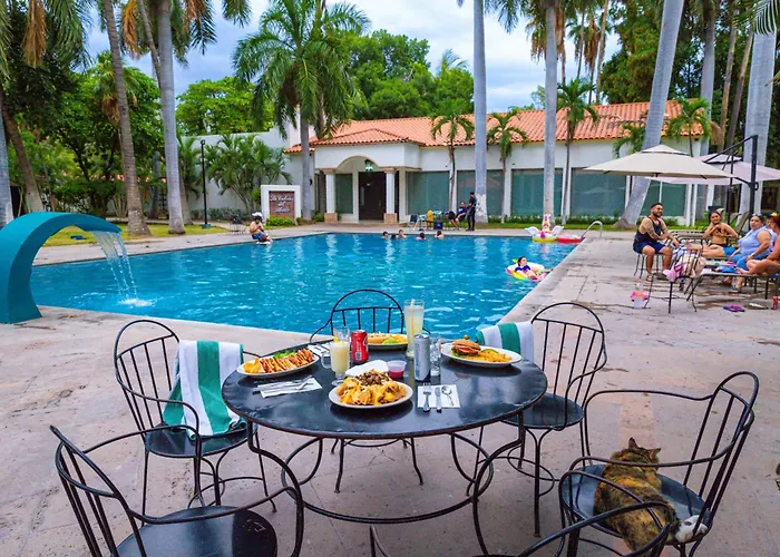 Hotel Los Tres Rios