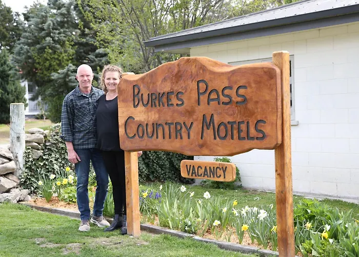 Burkes Pass Country Motels