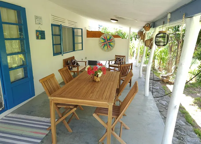 Moana Breeze Rangiroa - Rental Car Included - Air Conditioning - Wi-Fi Tiputa