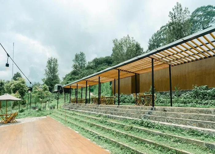 Bobocabin Gunung Mas, Puncak