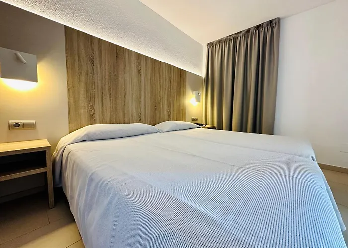 Apartamentos Jet - Adults Only Playa d'en Bossa