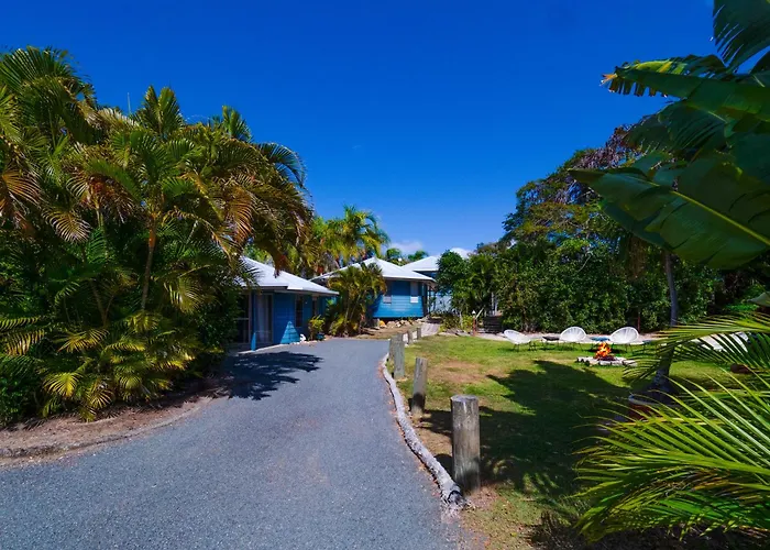 Boyne Island Motel And Villas