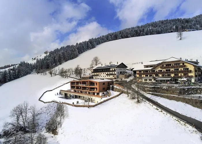 Hotel Schopfenhof San Candido