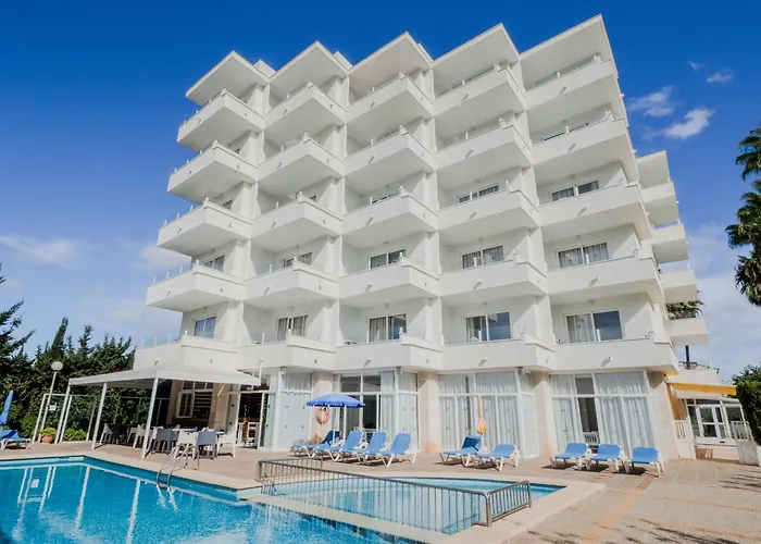 Apartamentos La Santa Maria