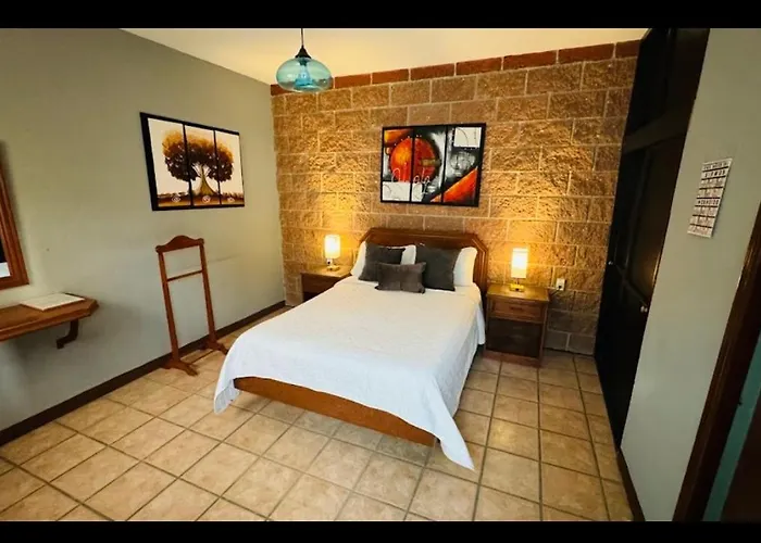 Hotel La Roca