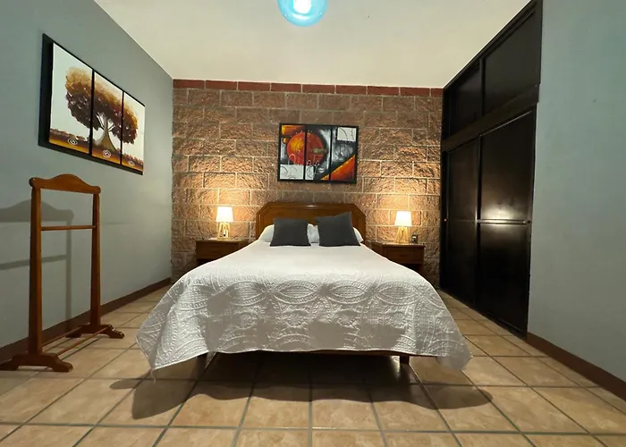 Hotel La Roca