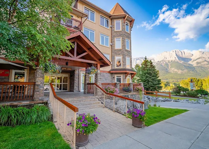 Falcon Crest Lodge By Clique
