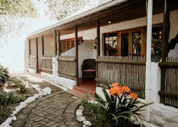 Hotel De Leeuwenhof Estate Paarl