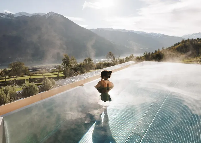 Aster Boutique Hotel & Chalets