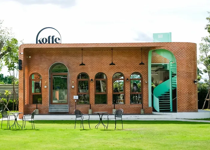 Prelude Hotel