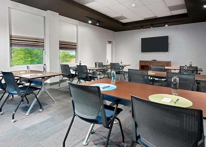 Aloft By Marriott Jacksonville Airport