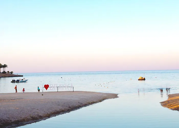 Brayka Bay Reef Resort Abu Dabab