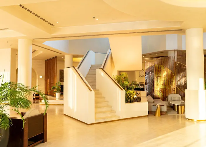 Majestic Cove Hotel - Formerly Le Meridien Fairway
